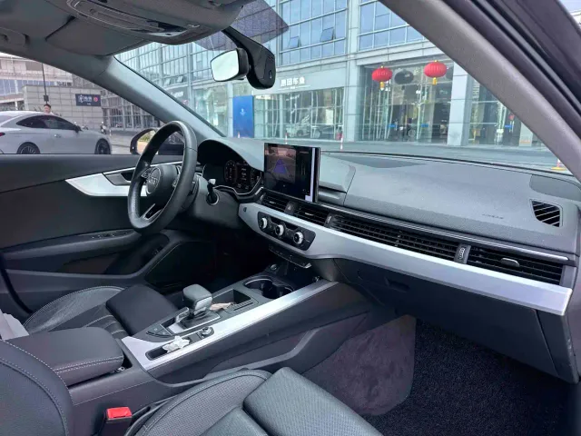 Audi A4L — Фото автомобиля 10