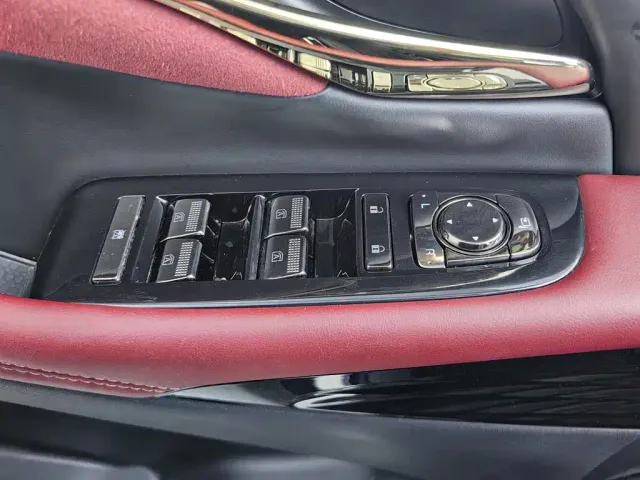 GAC Trumpchi Trumpchi M8 2024 Patriarch Series 400T Ultimate Edition — Фото автомобиля 9
