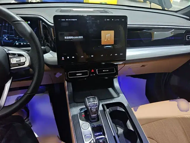 GAC Trumpchi GS8 — Фото автомобиля 9