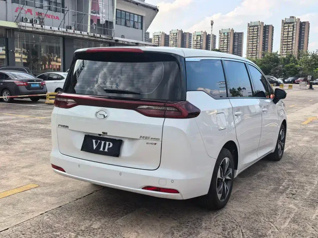 GAC Trumpchi M6 — Фото автомобиля 9