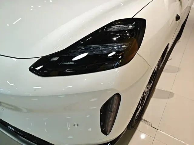 GAC Hyptec HT — Фото автомобиля 23