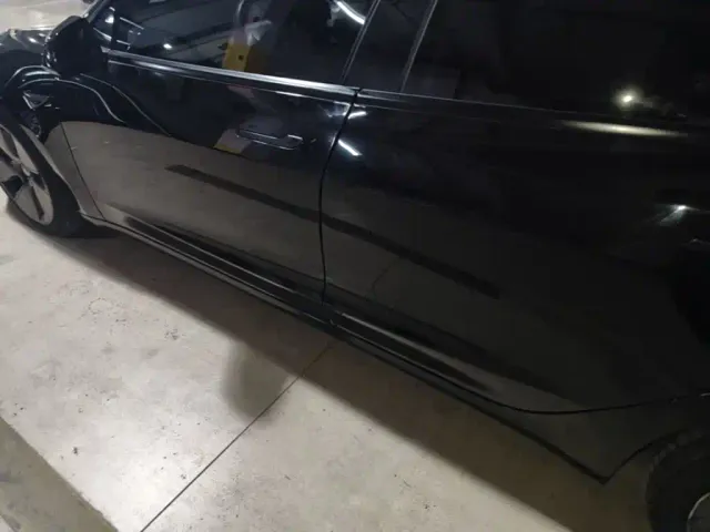 Tesla Model 3 — Фото автомобиля 21