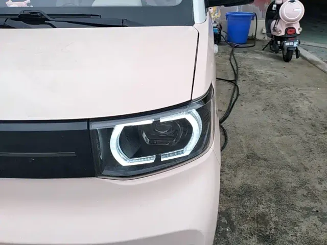 Wuling Hongguang Mini EV — Фото автомобиля 23