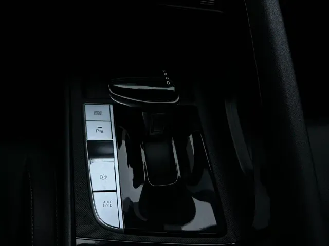 Hyundai Elantra — Фото автомобиля 15