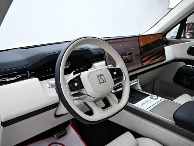 ZEEKR Zeekr 9X 2025 Standard Edition — Фото автомобиля 16