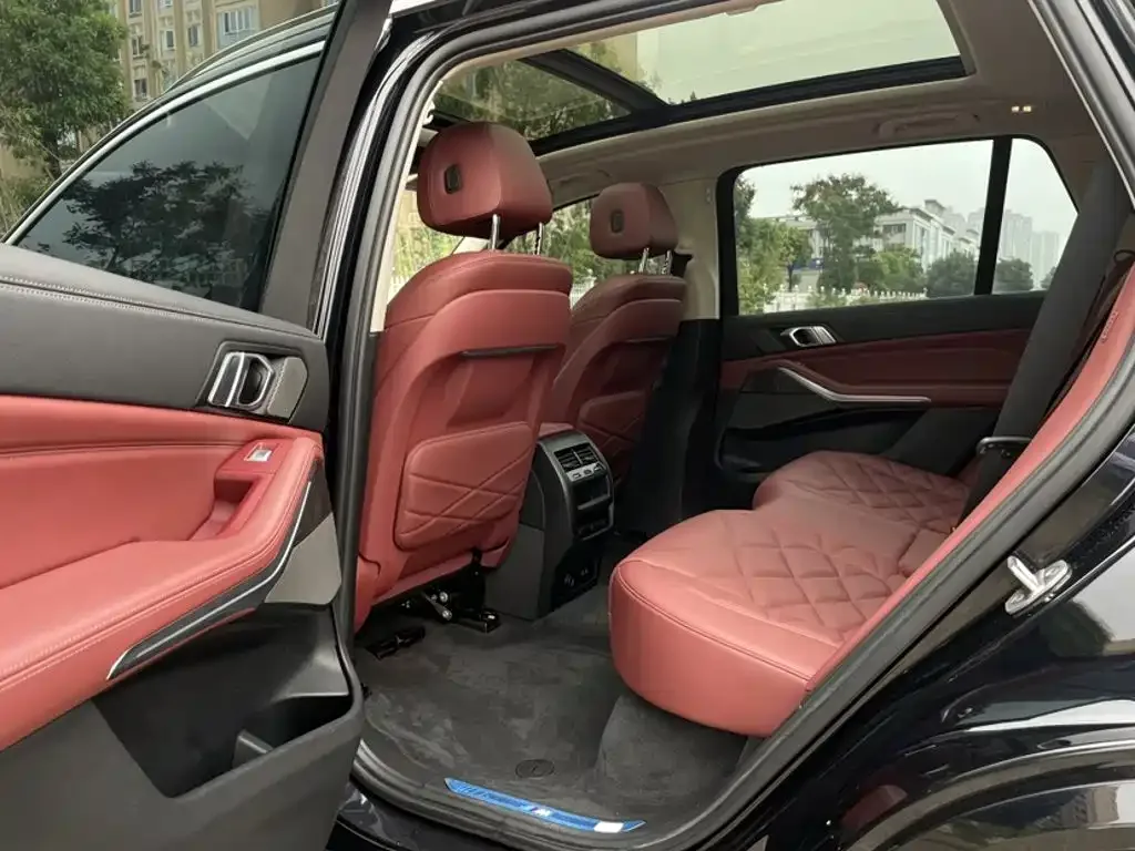BMW BMW X5 2022 Facelift xDrive 30Li M Sport Package — Фото автомобиля 3