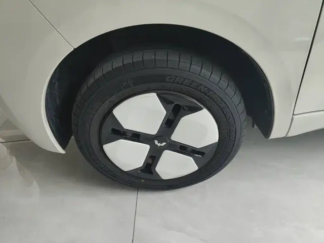 Wuling Hongguang Mini EV — Фото автомобиля 22