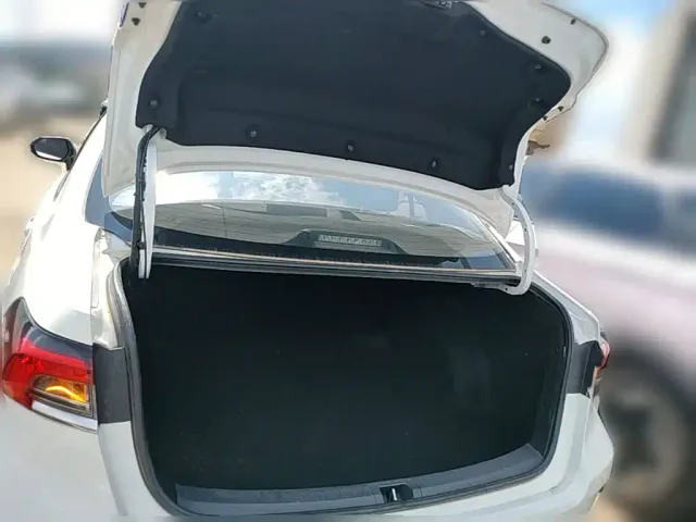 Toyota Corolla — Фото автомобиля 9
