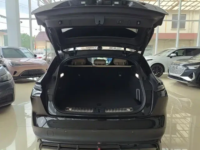 Nio ET5 Touring — Фото автомобиля 18