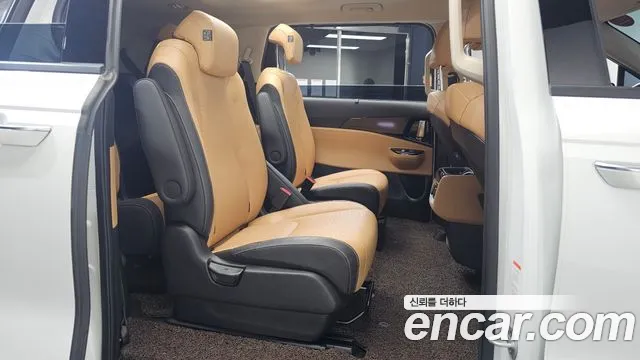 Kia Canival Carnival 4 поколение Бензин 9 мест Signature — Фото автомобиля 12