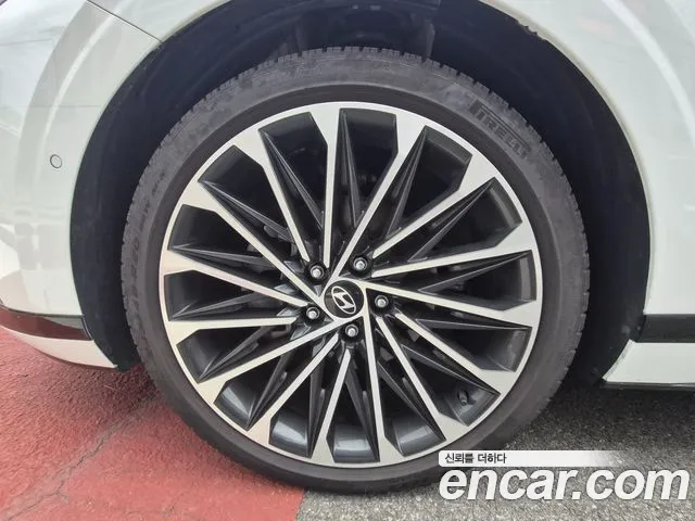 Hyundai Grandeur GN7 — Фото автомобиля 19