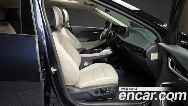 Kia EV6 — Фото автомобиля 11