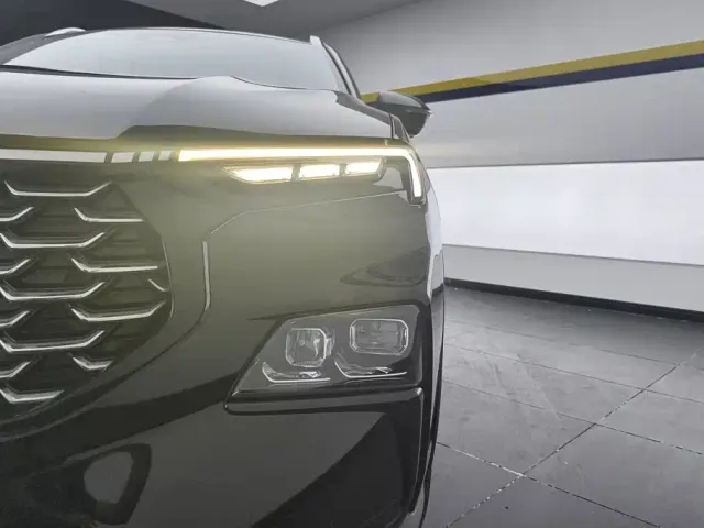 Ford Lingrui 2022 EcoBoost 170 Platinum — Фото автомобиля 5