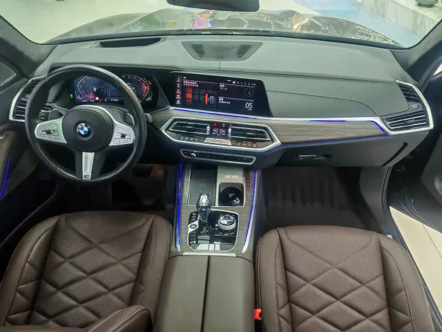 BMW X5 — Фото автомобиля 4