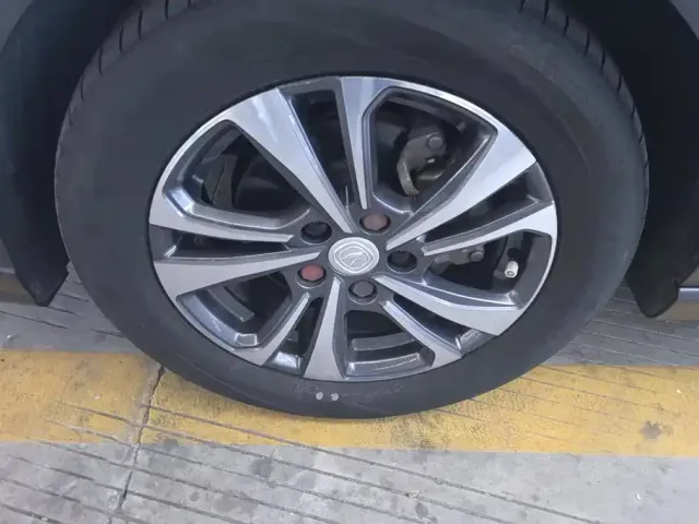 Changan Eado — Фото автомобиля 6