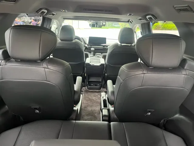 Toyota Sienna — Фото автомобиля 25
