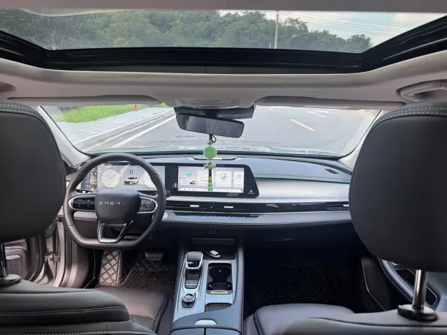 Chery Arrizo 8 — Фото автомобиля 15