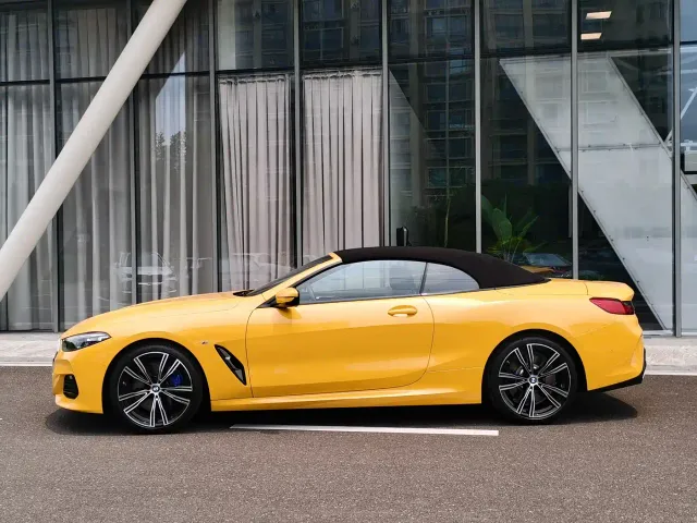 BMW 8 Series — Фото автомобиля 4