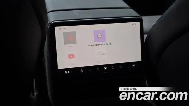 Tesla Model Y — Фото автомобиля 29