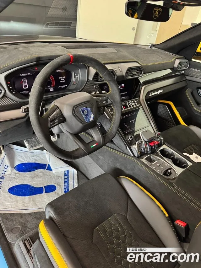 Lamborghini Urus — Фото автомобиля 7