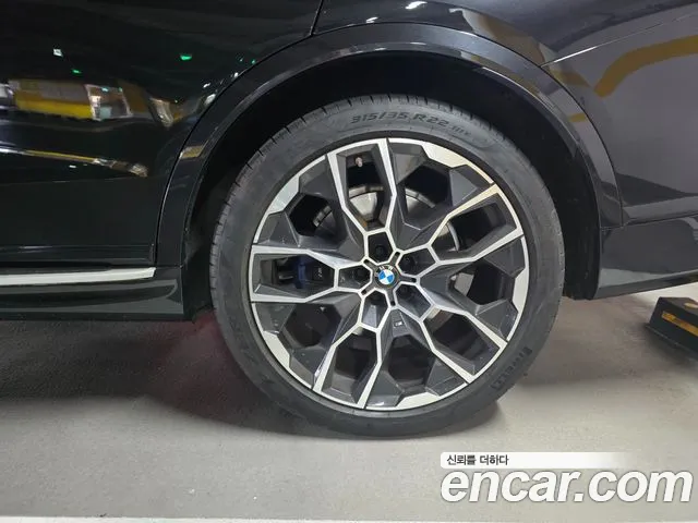 BMW X7 — Фото автомобиля 12