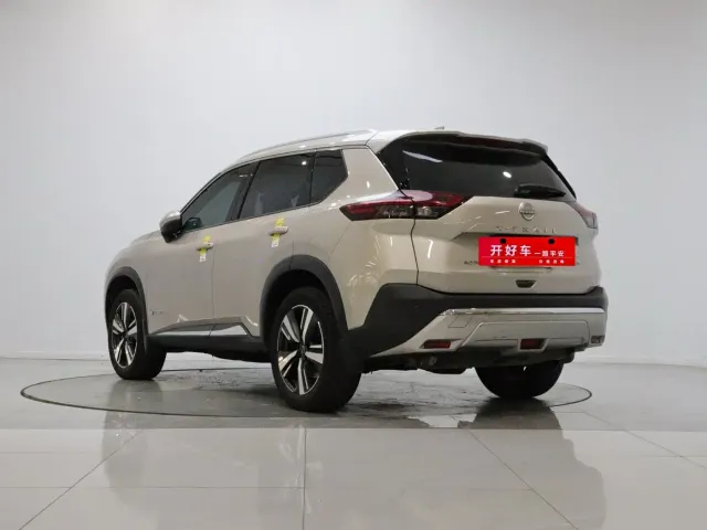 Nissan X-Trail — Фото автомобиля 6