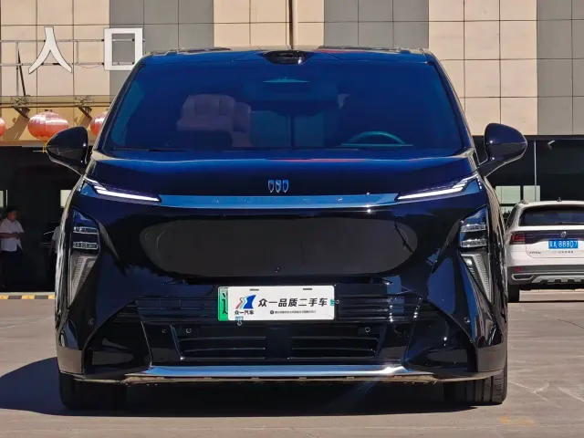 Buick Zhijing Shijia — Фото автомобиля 2