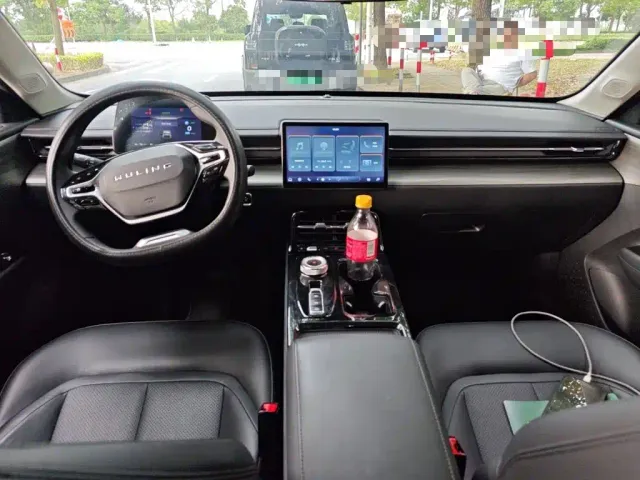 Wuling Starlight — Фото автомобиля 5