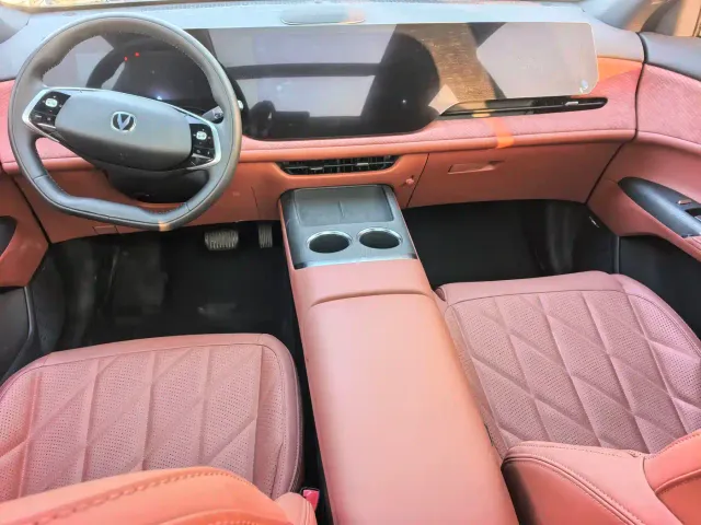 Changan CS75 Plus — Фото автомобиля 7
