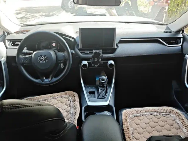 Toyota Wildlander — Фото автомобиля 5