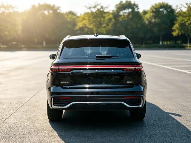 Geely Xingyue L — Фото автомобиля 4