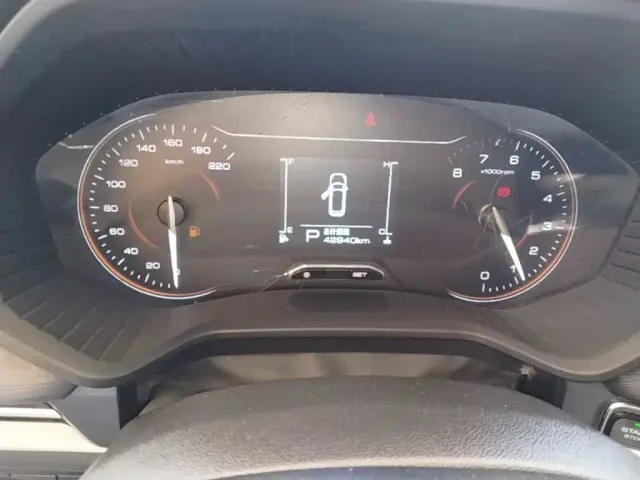 Wuling Jiachen — Фото автомобиля 11