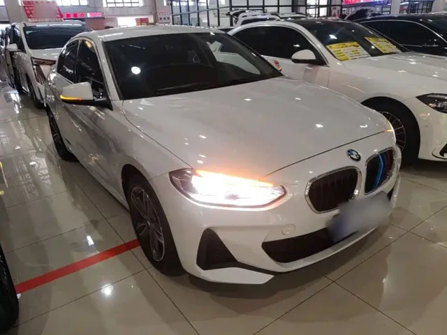 BMW 1 Series — Фото автомобиля 3