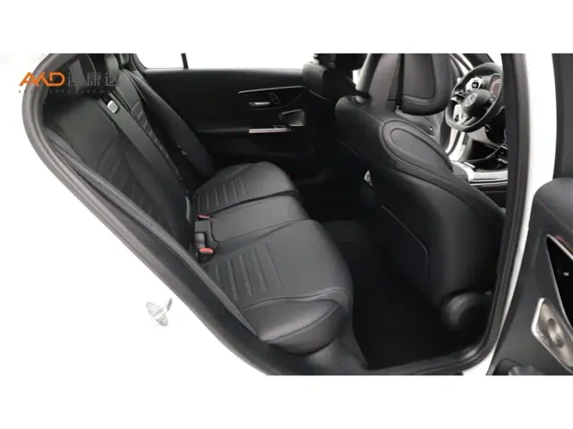 Mercedes-Benz C-Class — Фото автомобиля 8