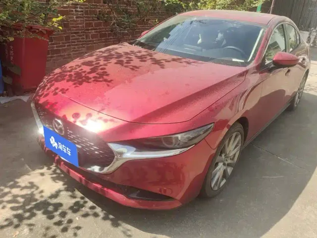 Фотография автомобиля — Mazda Axela