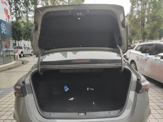 Geely Binrui — Фото автомобиля 18