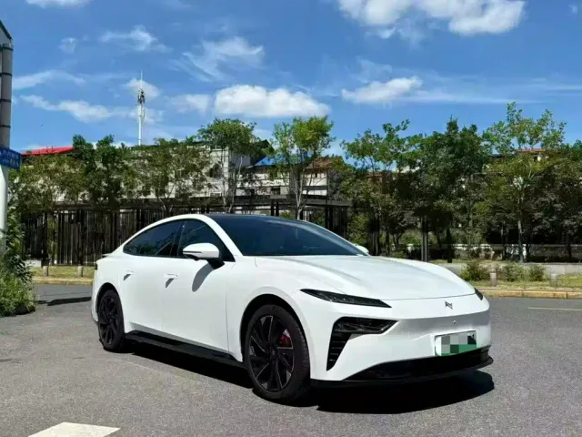 Dongfeng eπ 007 — Фото автомобиля 3