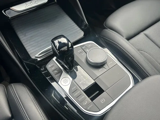 BMW X4 — Фото автомобиля 12
