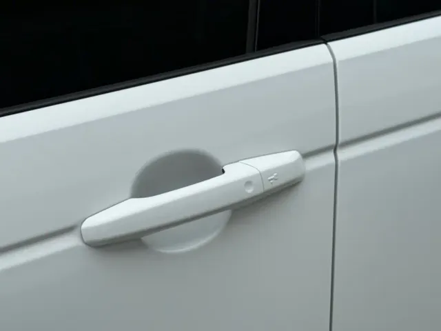 Land Rover Discovery Sport — Фото автомобиля 12