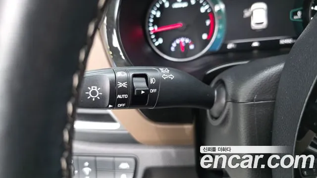 Kia Seltos — Фото автомобиля 19