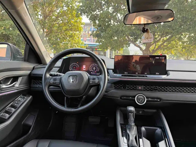 Honda Accord — Фото автомобиля 17