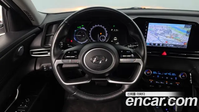 Hyundai Avante CN7 — Фото автомобиля 12