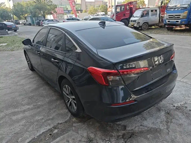 Honda Civic — Фото автомобиля 4