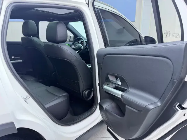Mercedes-Benz GLA-Class — Фото автомобиля 21