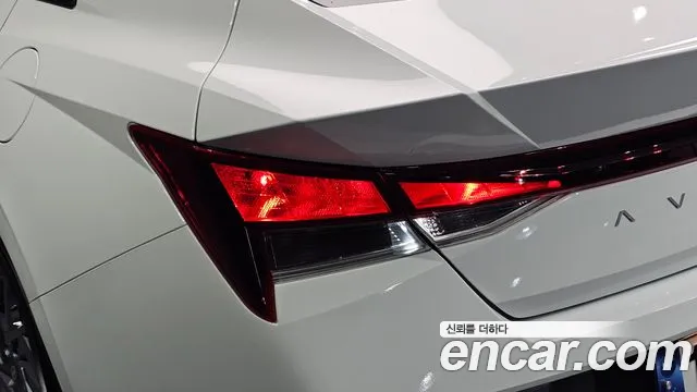 Hyundai Avante — Фото автомобиля 8