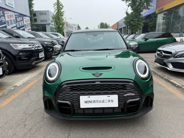 MINI Hatch — Фото автомобиля 2