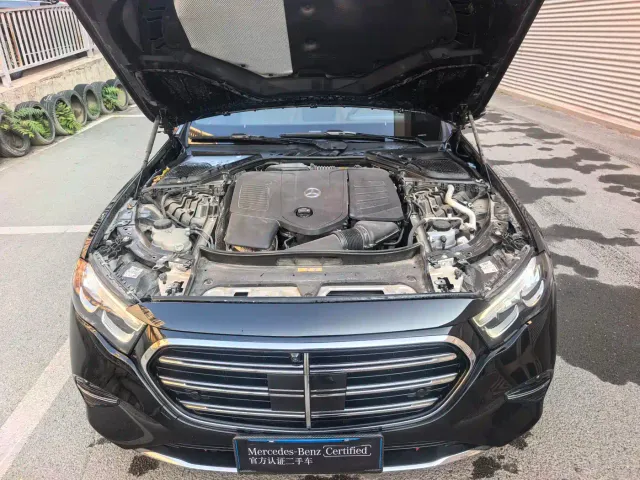 Mercedes-Benz E-Class — Фото автомобиля 13
