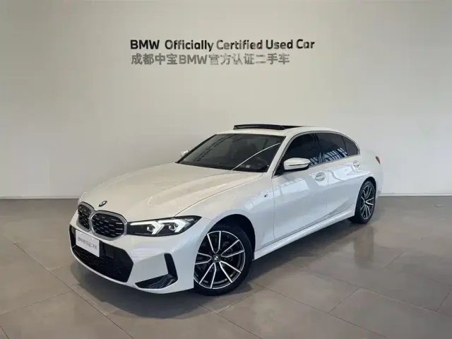 Фотография автомобиля — BMW 3 Series