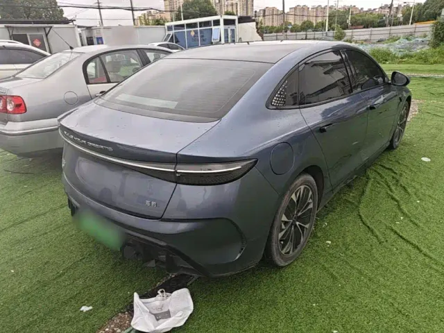 BYD Seal — Фото автомобиля 4