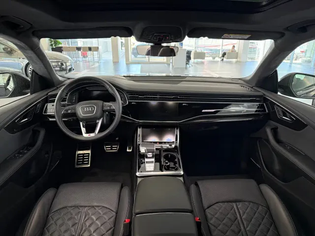 Audi Q8 — Фото автомобиля 13
